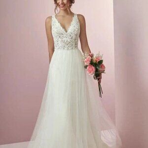 Rebecca Ingram Connie Wedding Gown Size 10